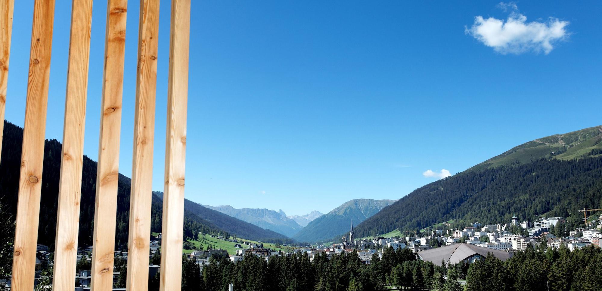 Hilton Garden Inn Davos Exterior foto