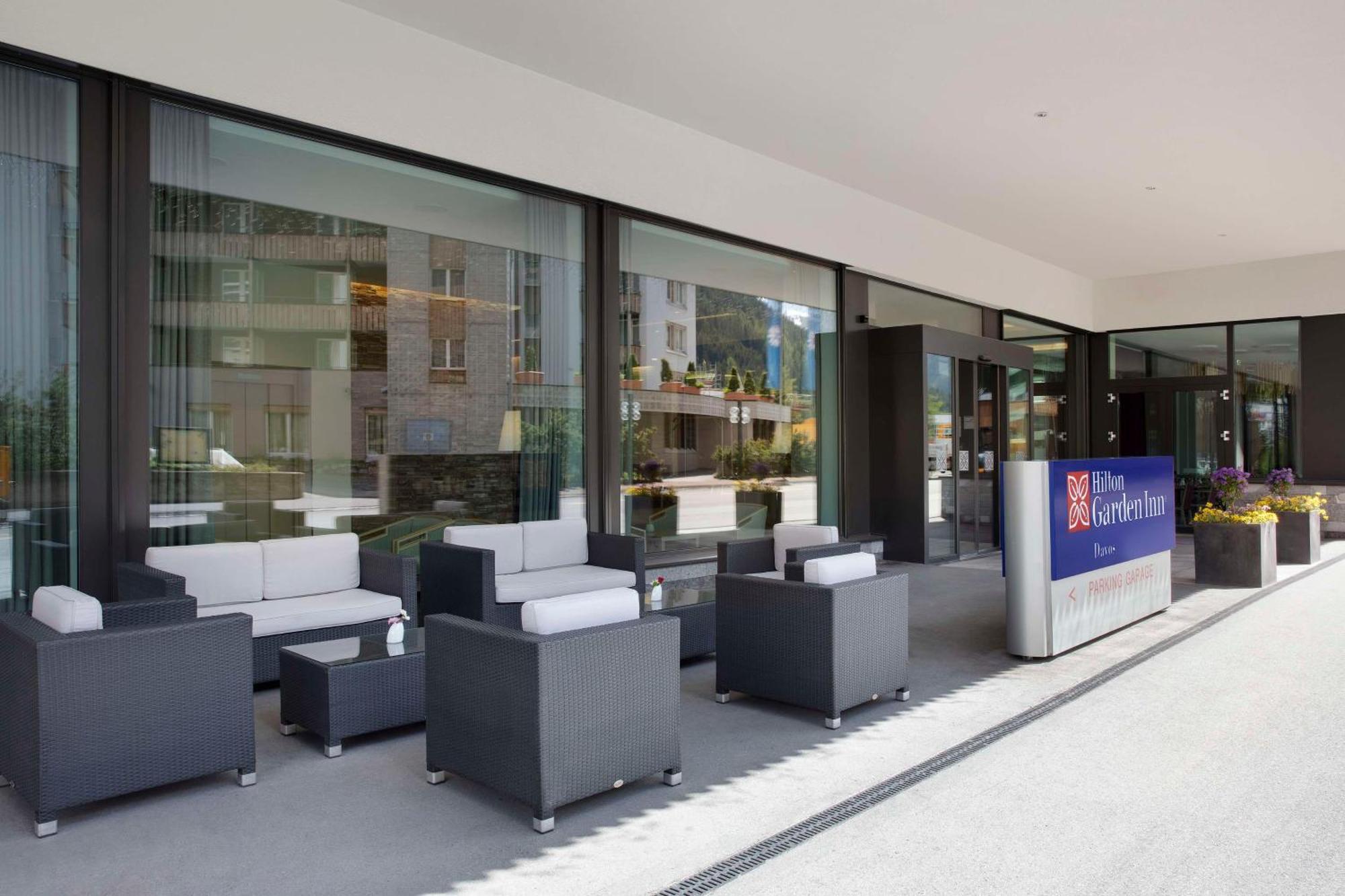 Hilton Garden Inn Davos Exterior foto