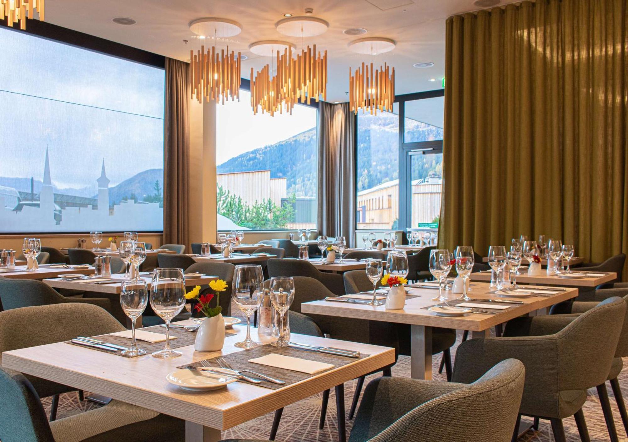 Hilton Garden Inn Davos Exterior foto