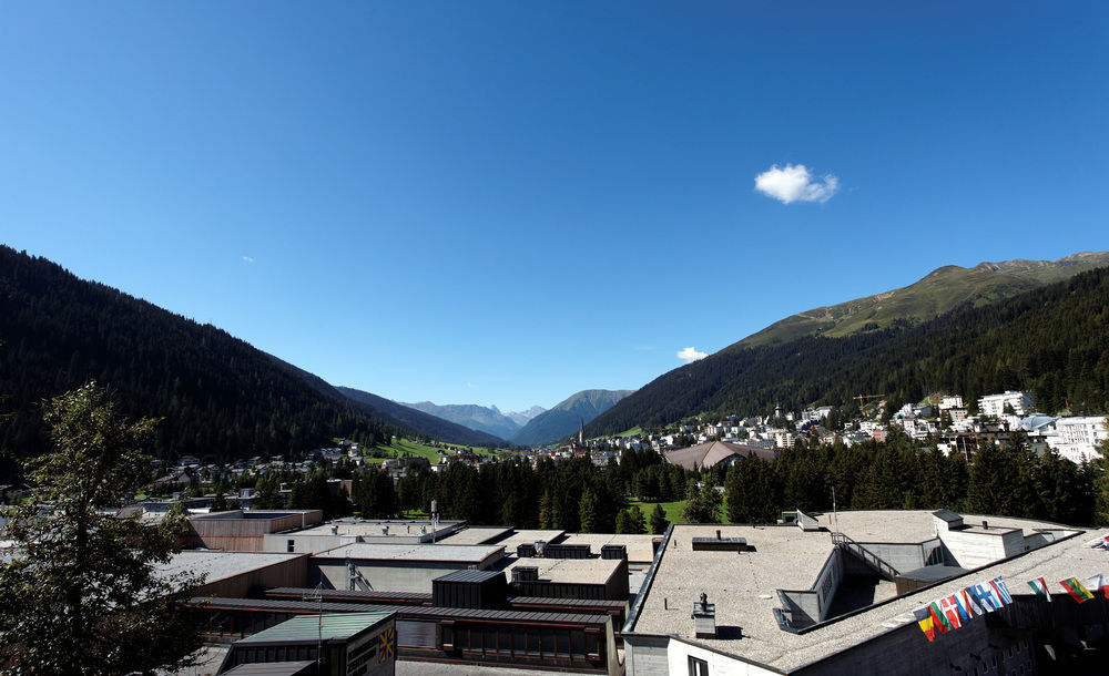Hilton Garden Inn Davos Exterior foto